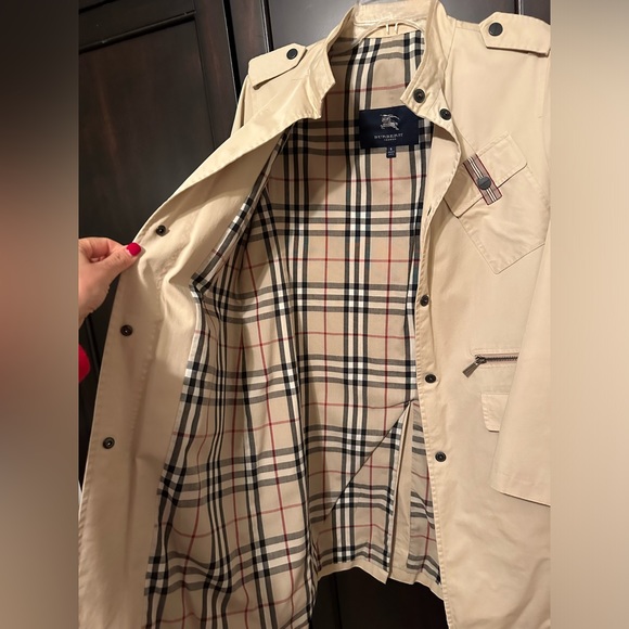 Burberry Trench Car Coat - Picture 2 of 7